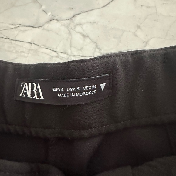 EUC ZARA high rise shorts Sz S - Picture 4 of 4